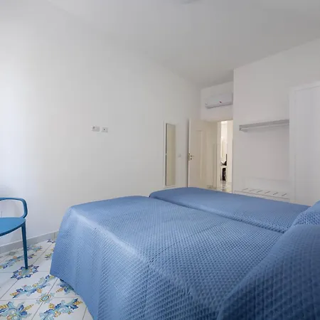 Blue Moon 마이오리