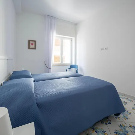 بيت للعطل Blue Moon