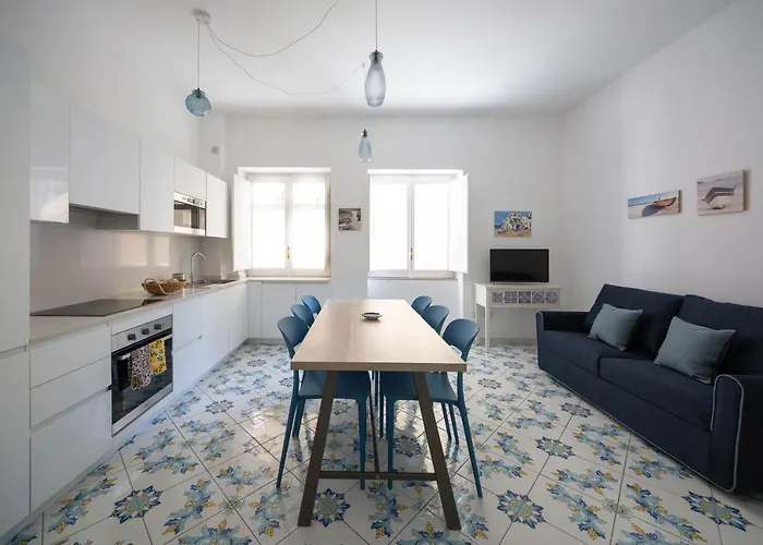 Semesterbostad Blue Moon