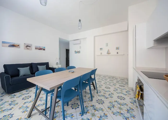 Blue Moon Semesterbostad Maiori