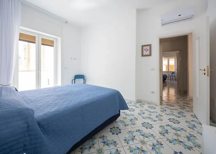 Semesterbostad Blue Moon